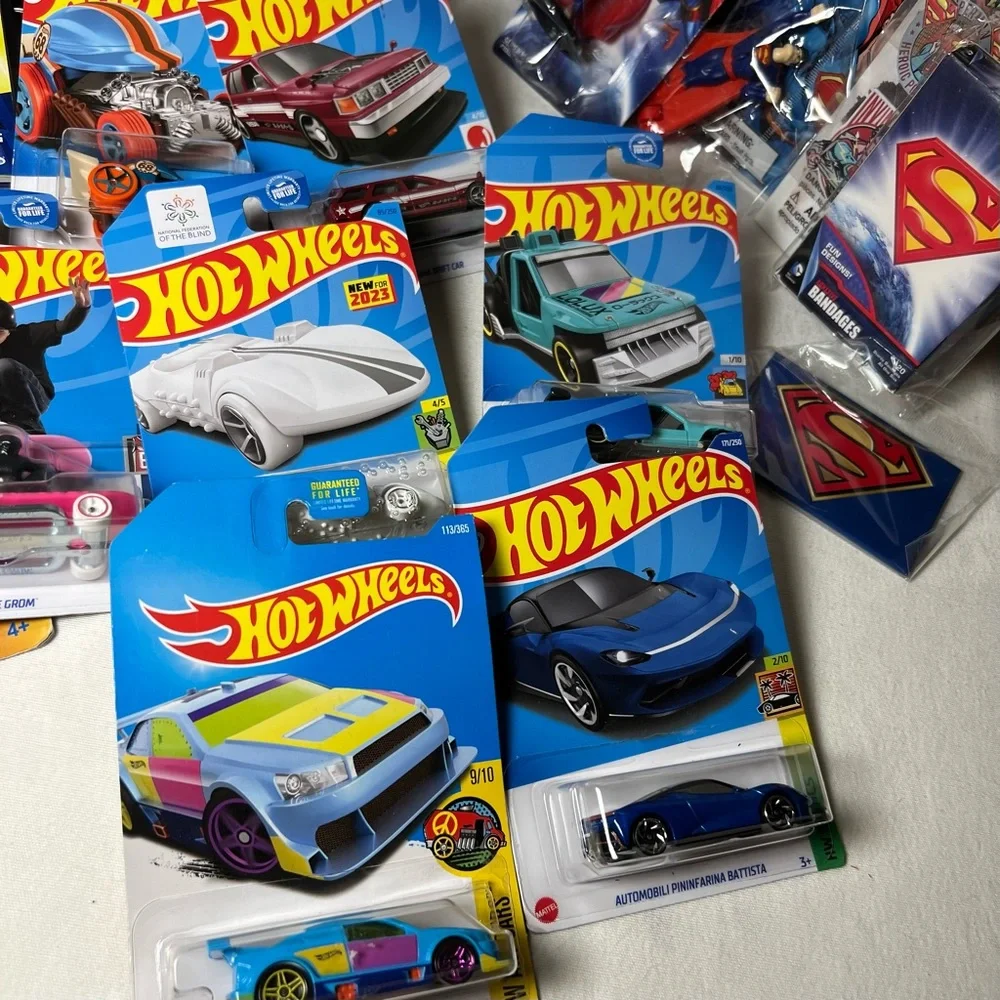 GIFT SAMPLER #2 BOYS EDITION - Picture 2 of 16